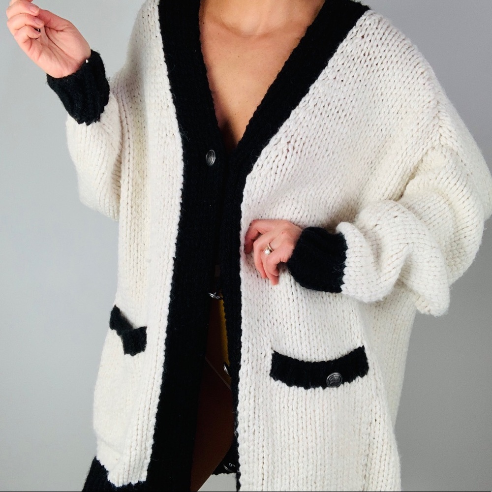 Zara White chunky knit oversized cardigan sweater - Picture 1 of 11